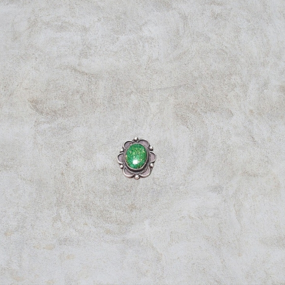 Vintage Green Cabochon Floral Pendant Silver Tone - Picture 2 of 4